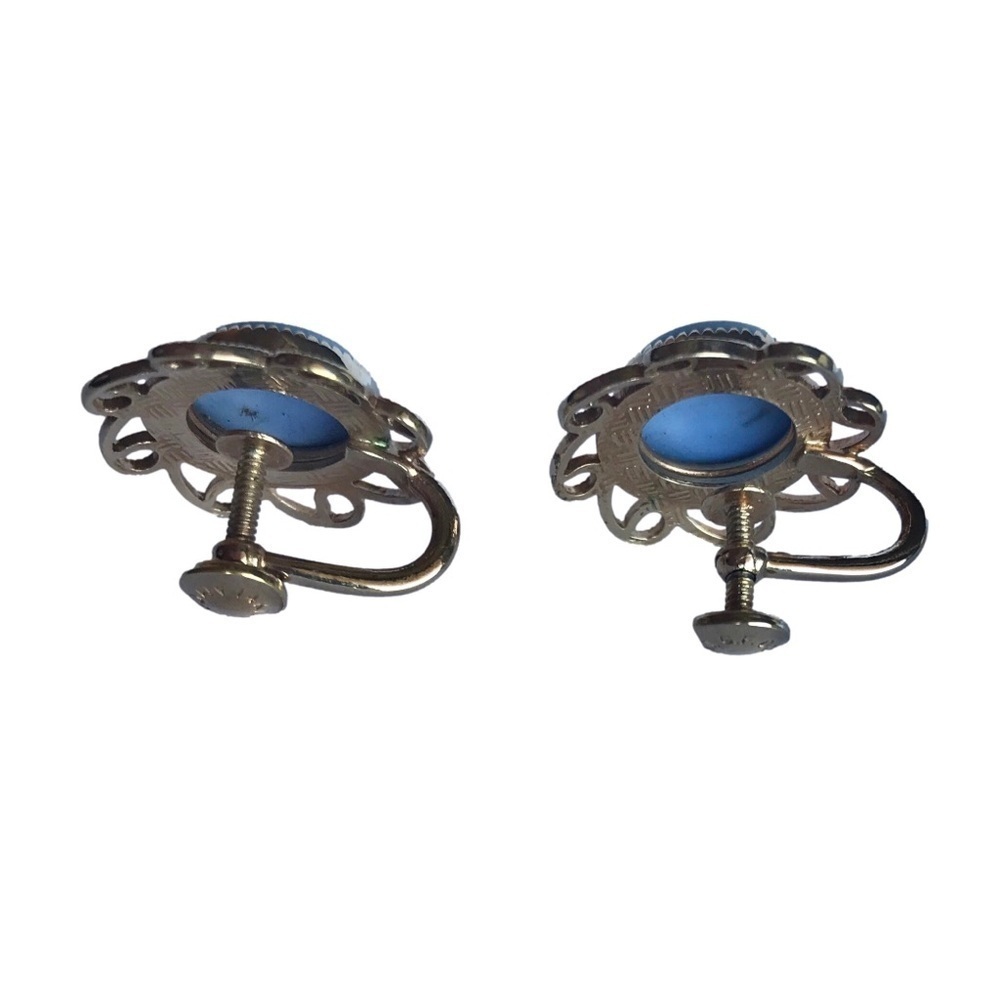 Vintage 14K Gold GF Blue Daisy Porcelain Like Signed Screwback Earrings - Picture 2 of 5